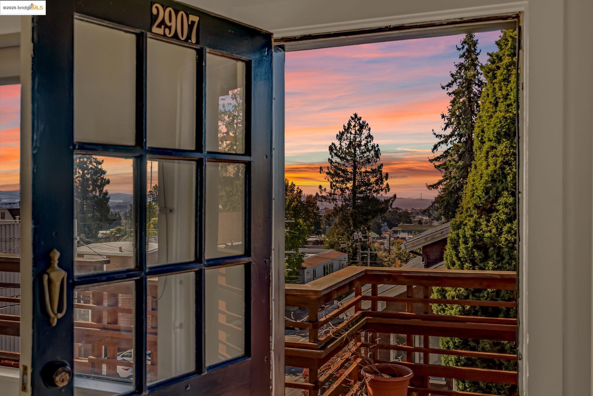 2907 Channing Way