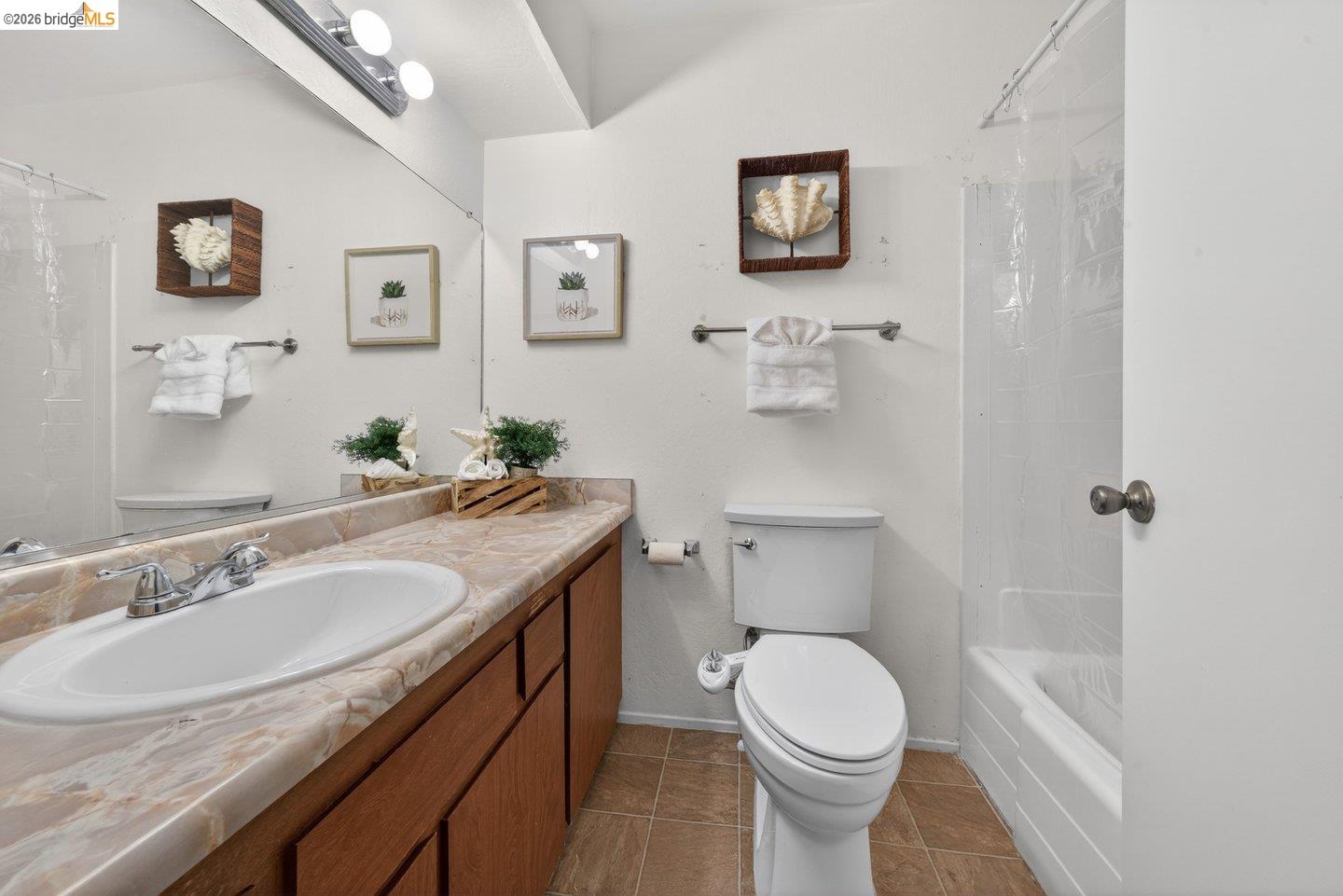 5400 Mountain Blvd # 120