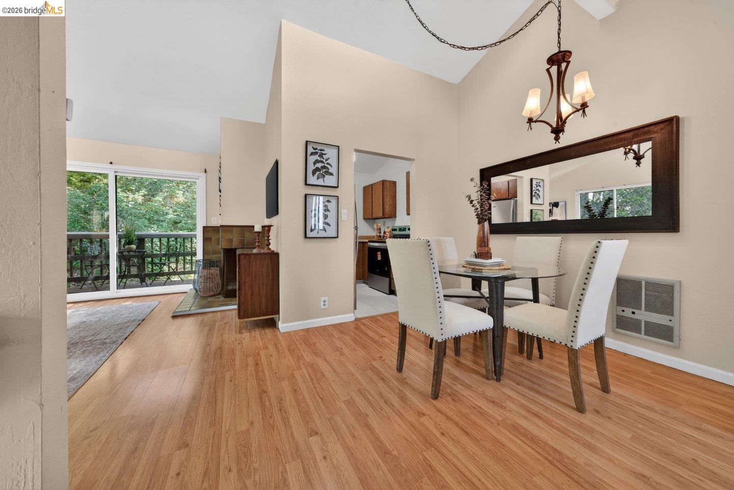 5400 Mountain Blvd # 120