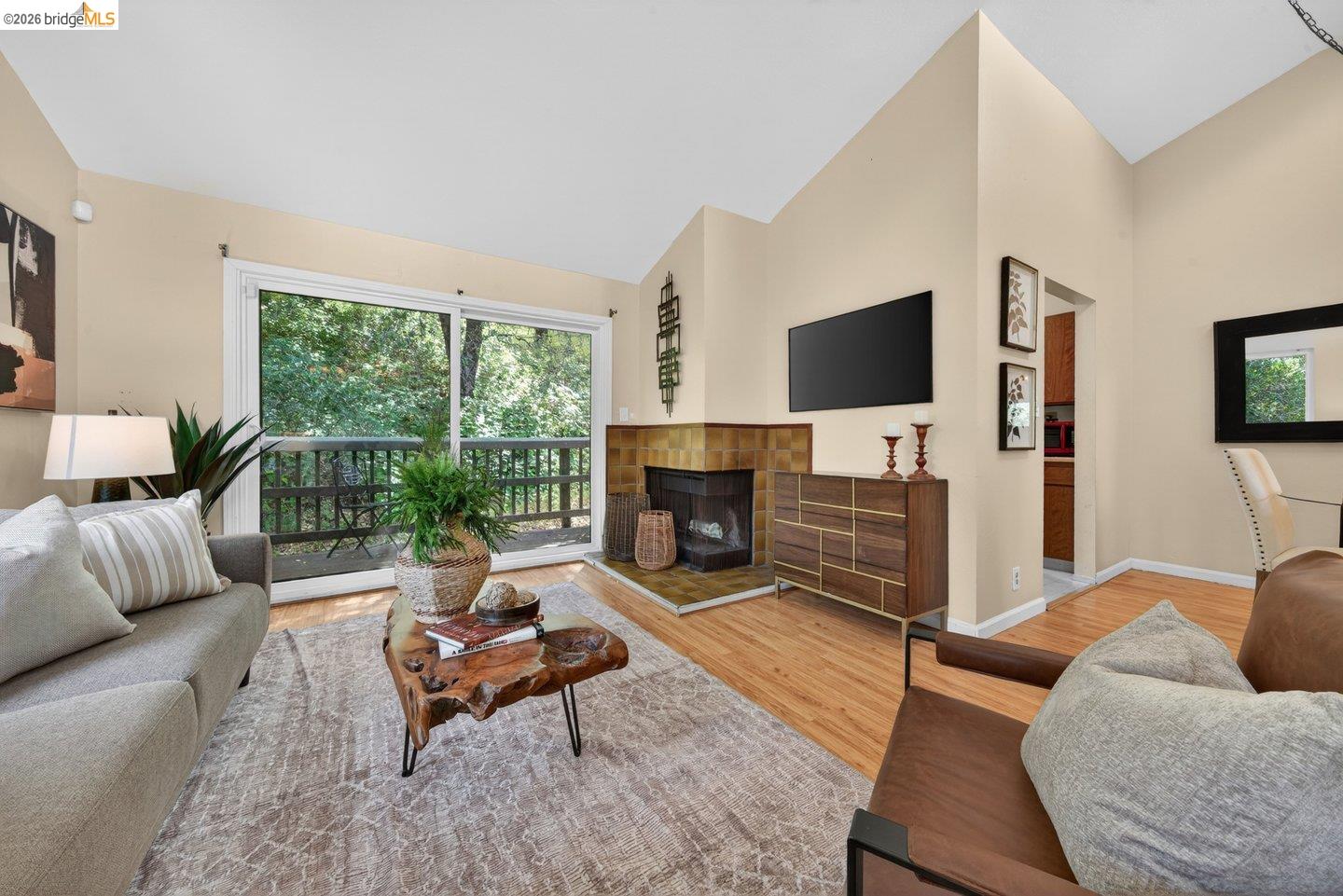 5400 Mountain Blvd # 120