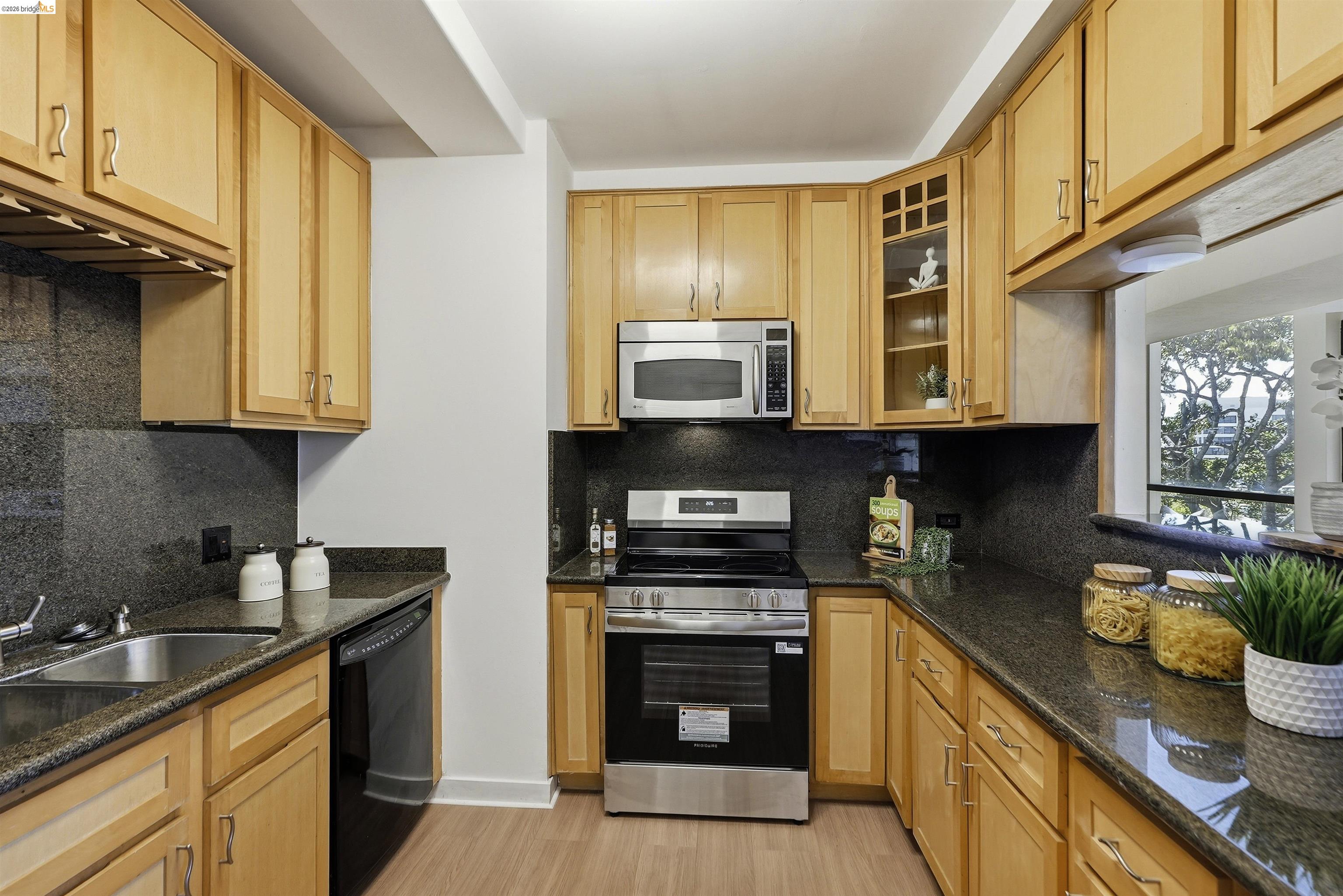 6363 Christie Ave # 326