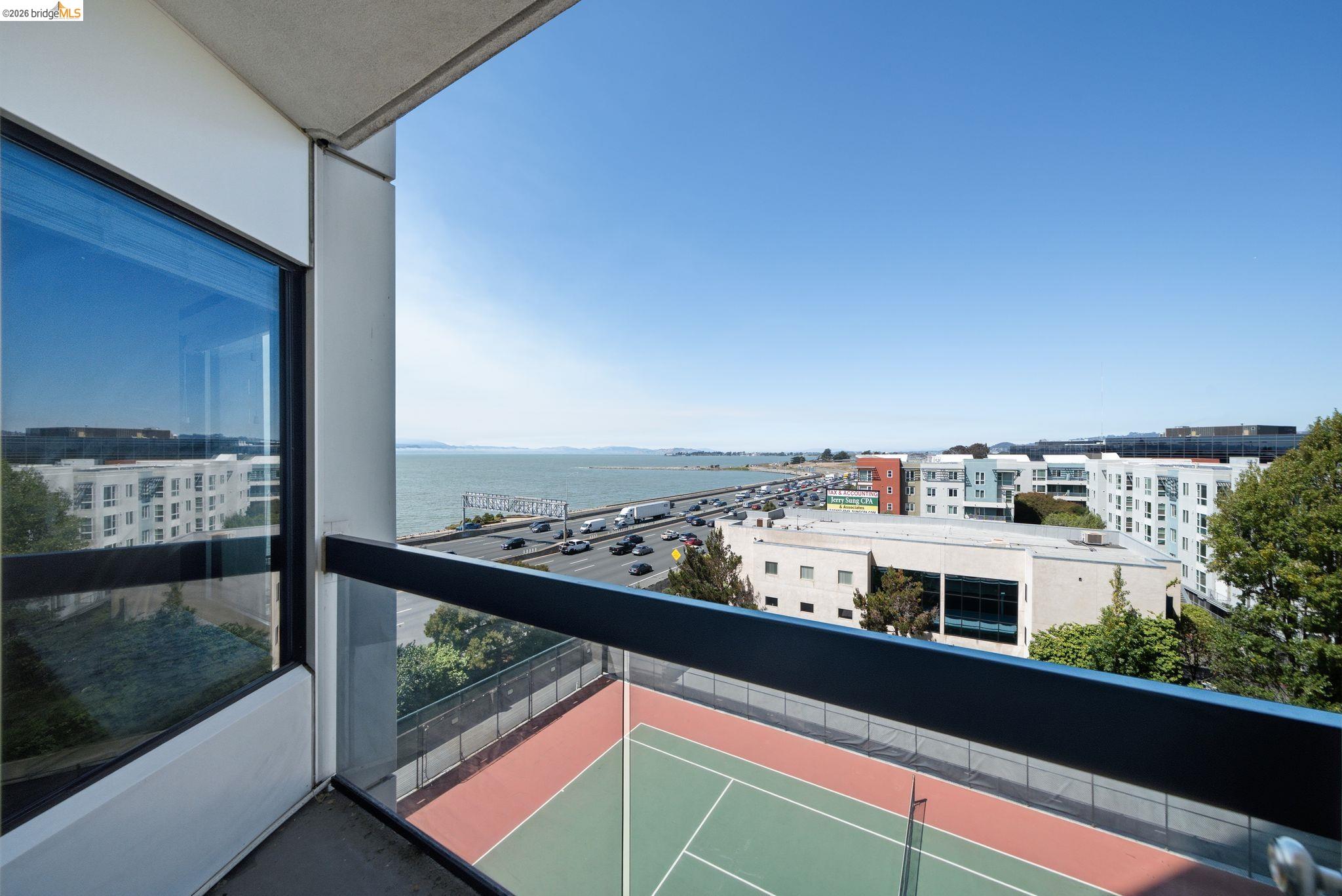 6363 Chritie Ave # 606