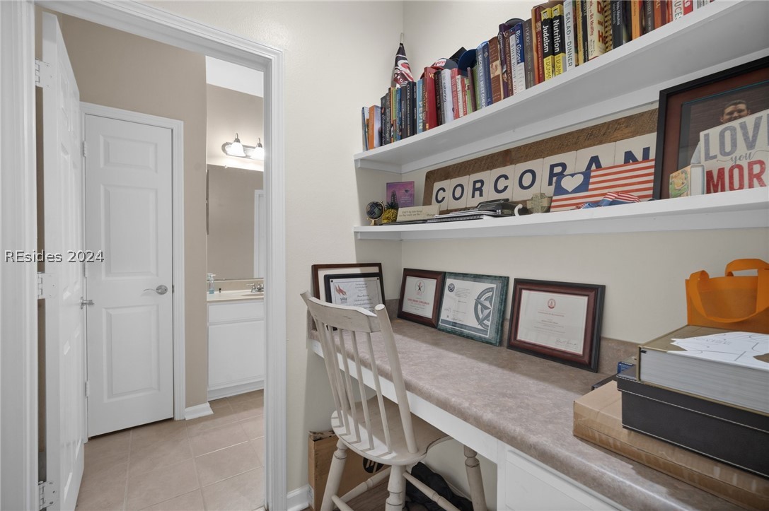 380 Marshland Road Unit: H22