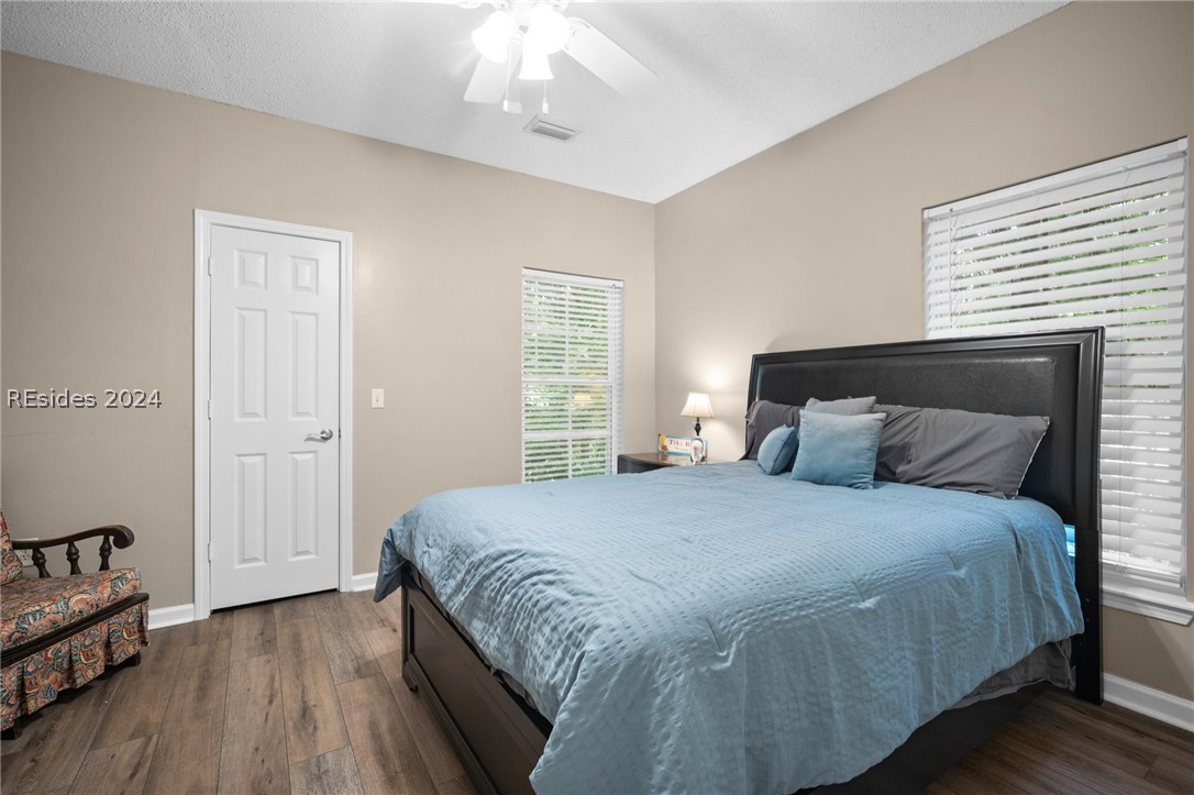 380 Marshland Road Unit: H22