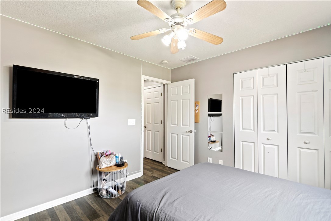 24 Broadland Circle