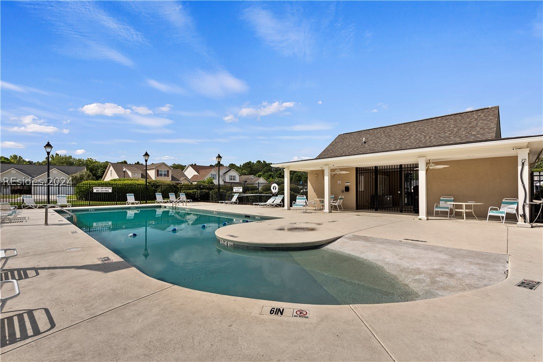 24 Broadland Circle