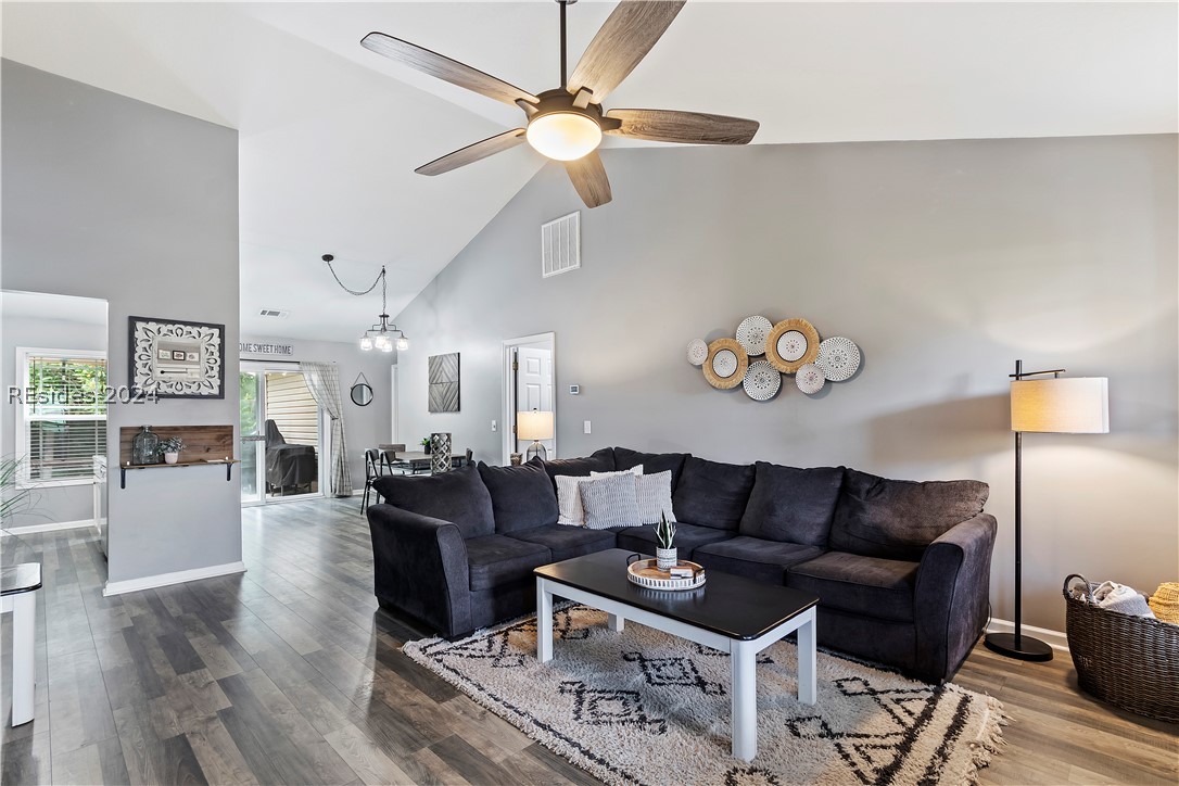 24 Broadland Circle