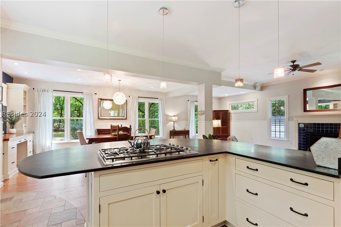 418 Pinckney Colony Road