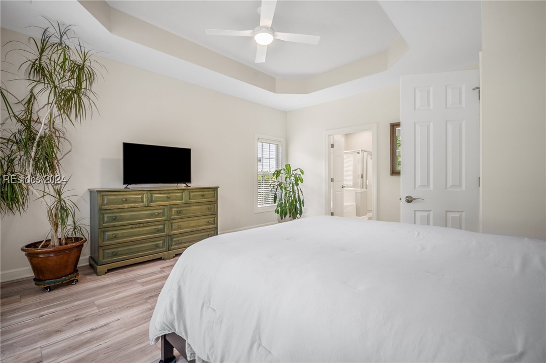 12 Crossings Boulevard