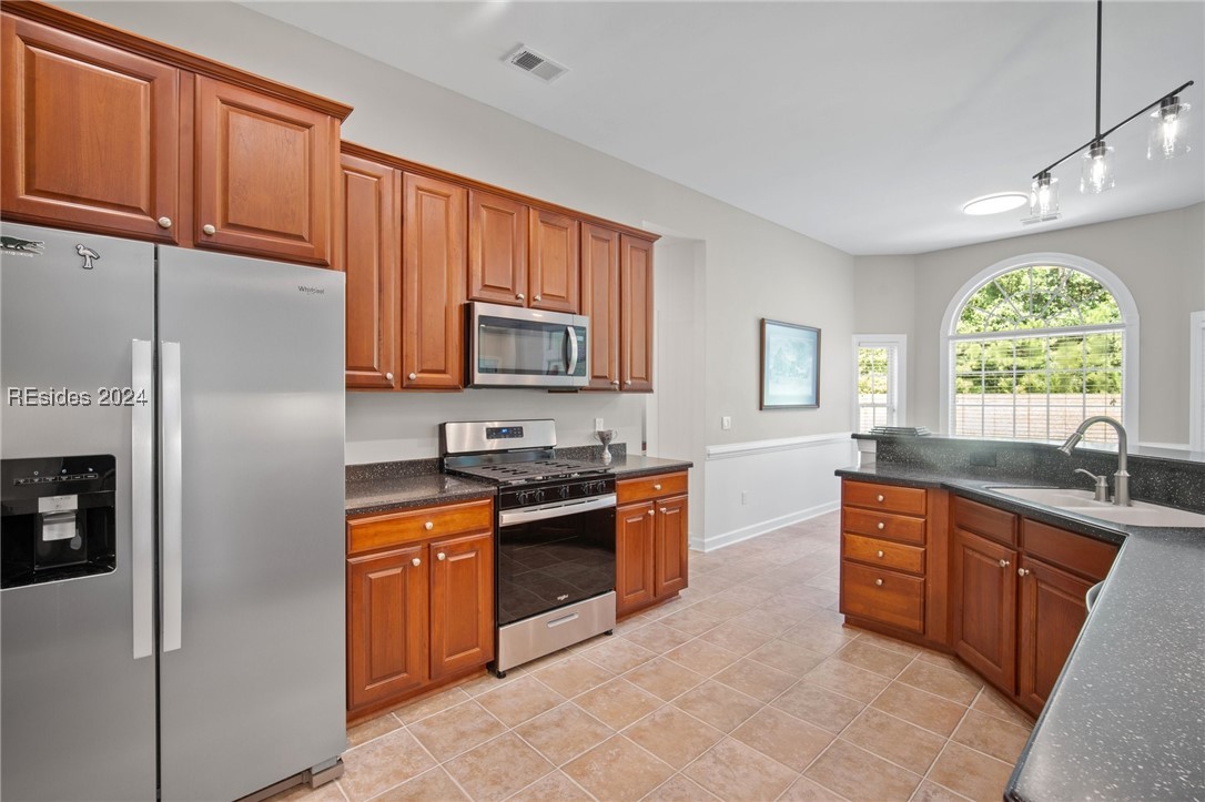 12 Crossings Boulevard