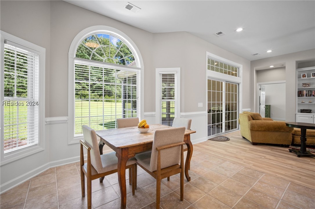 12 Crossings Boulevard