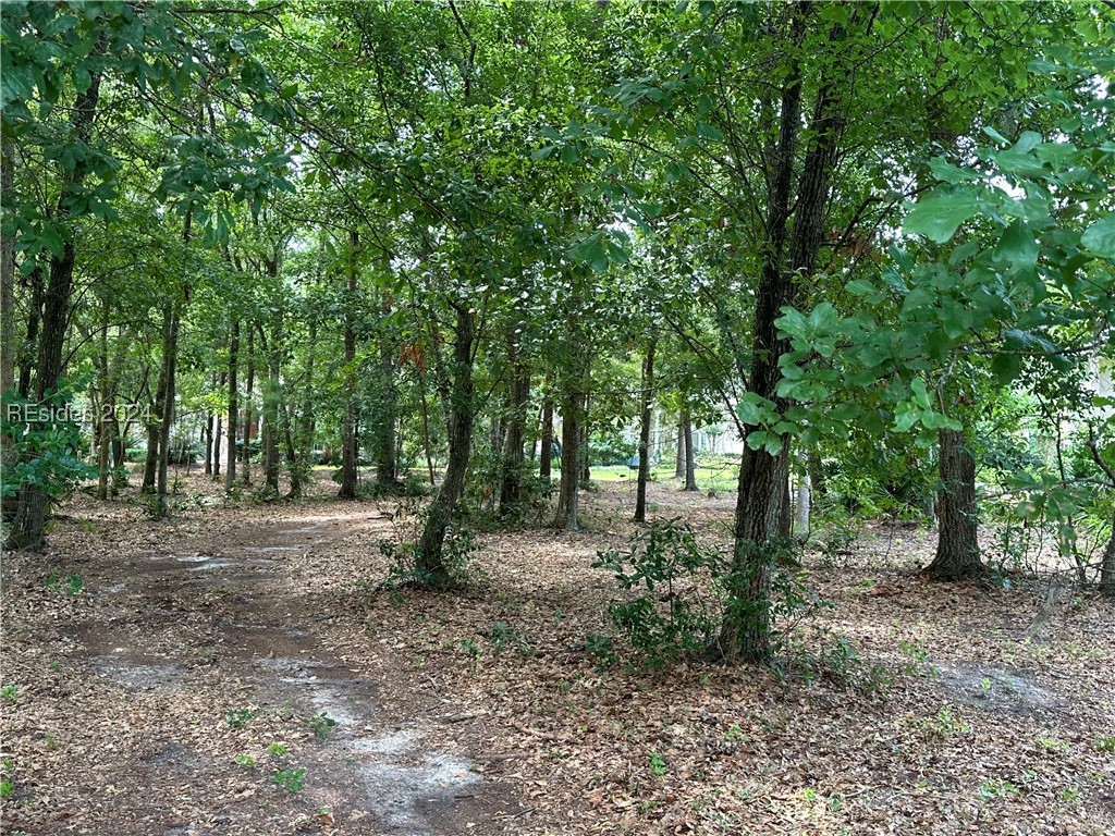 598 Colonial Drive