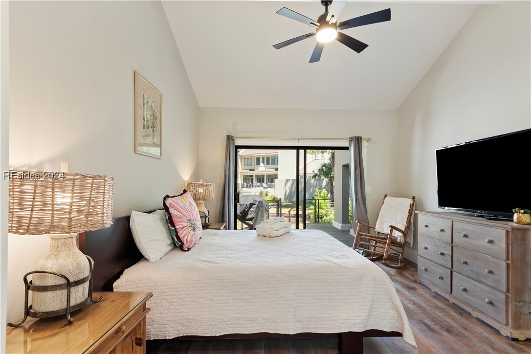 6 Mizzenmast Court