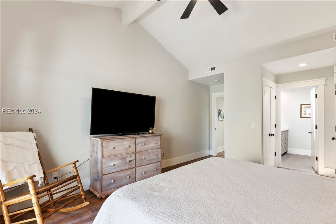 6 Mizzenmast Court