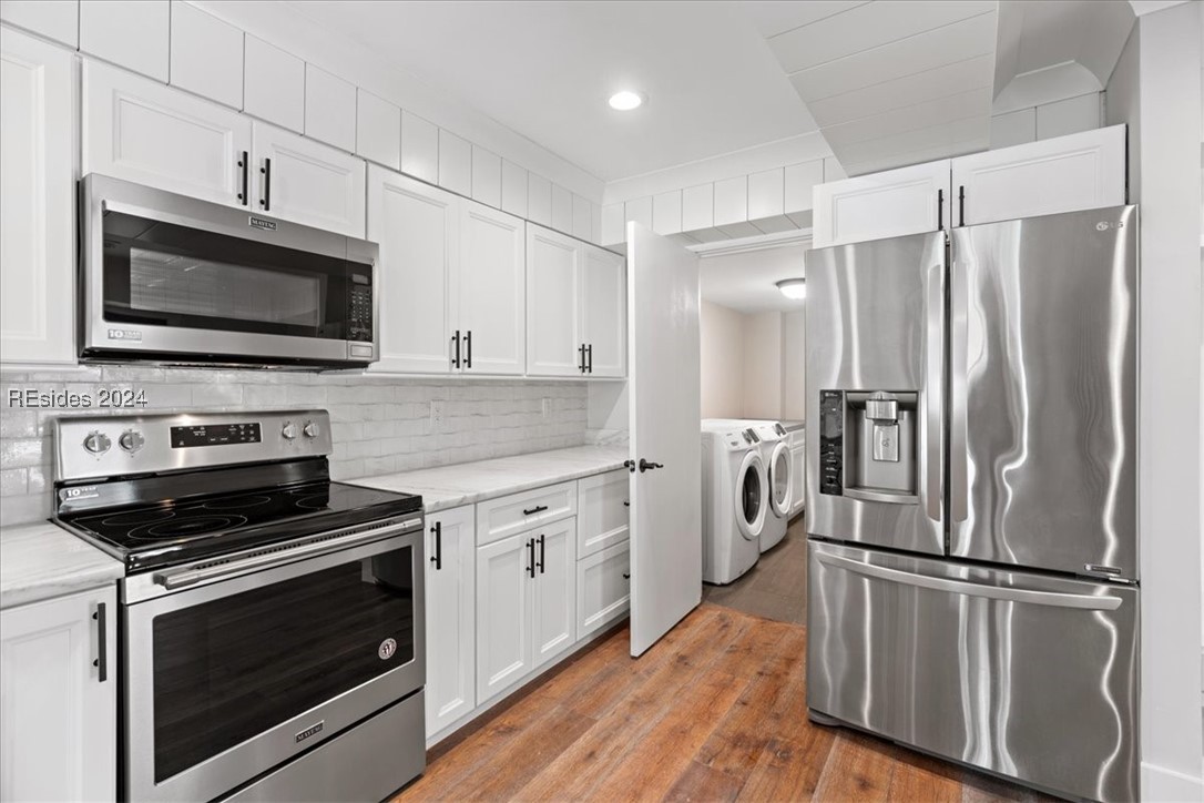 6 Mizzenmast Court