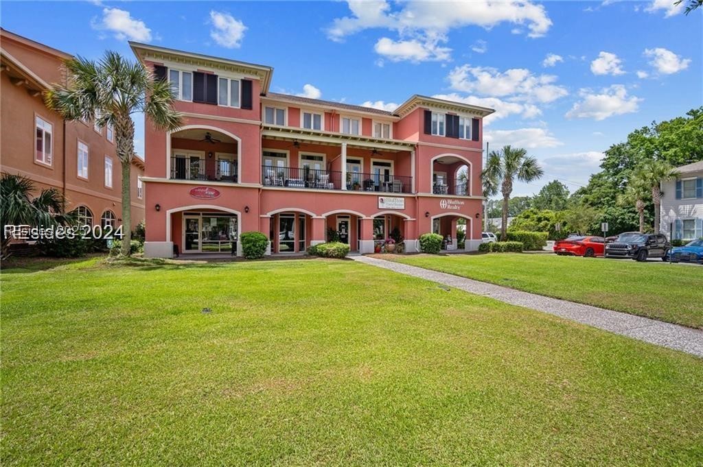 10 Johnston Way Unit: F
