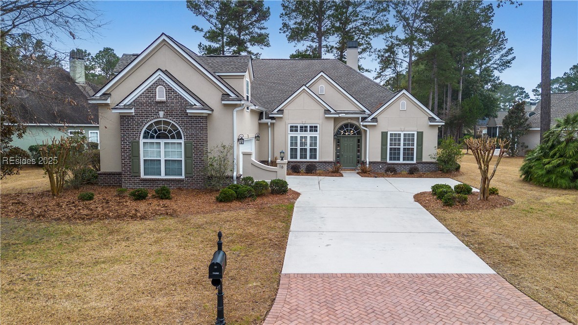 16 Stonehedge Way