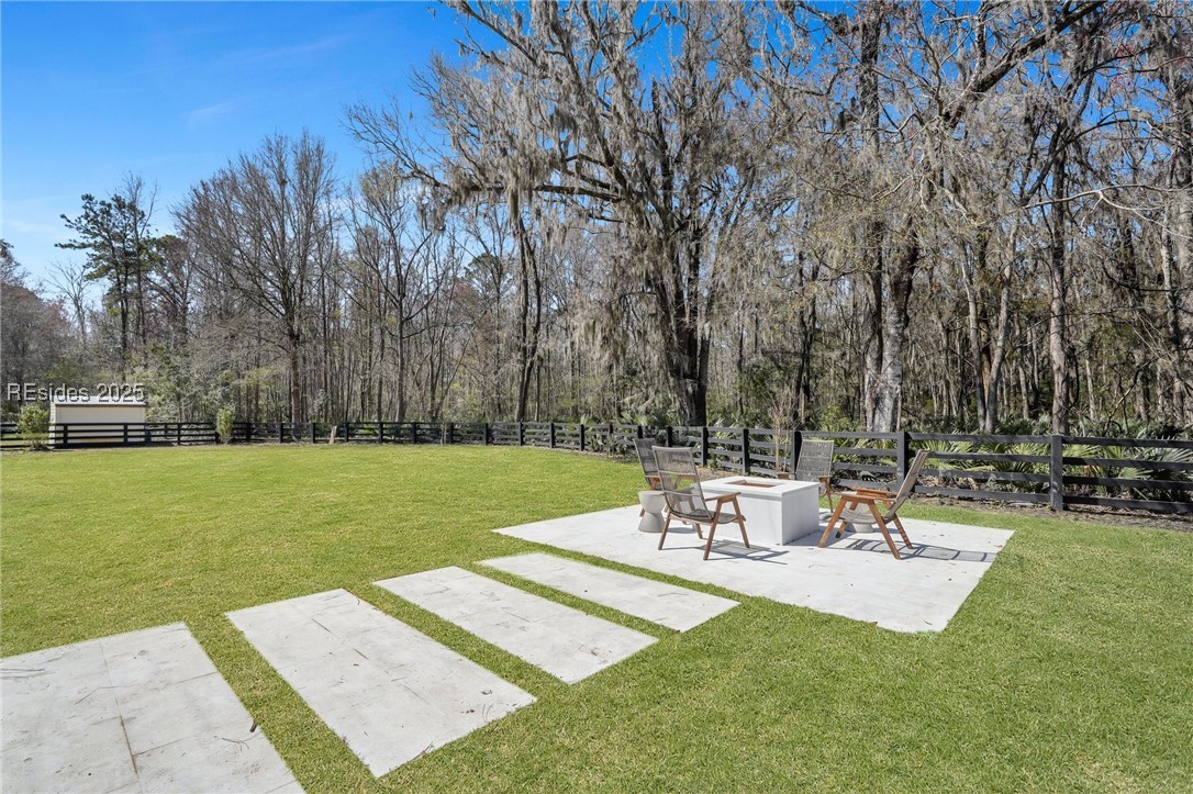 35 Rose Dhu Creek Plantation Drive