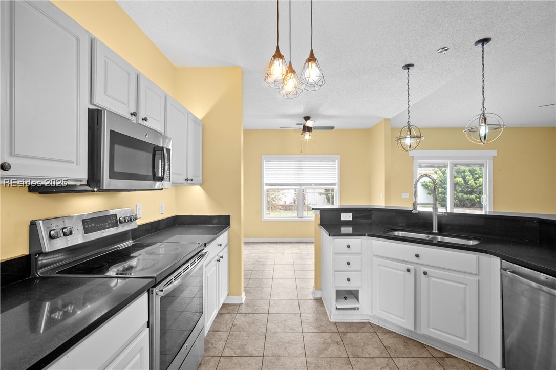 6 Broadland Circle