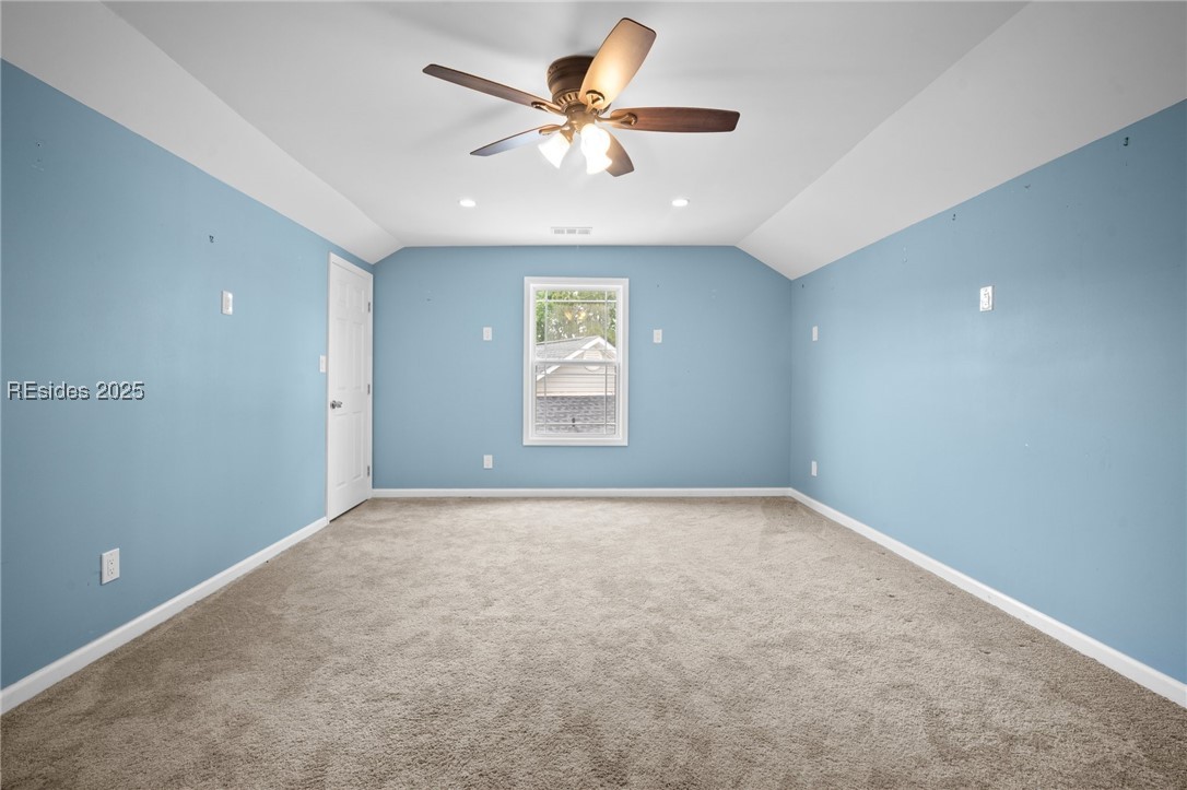 6 Broadland Circle