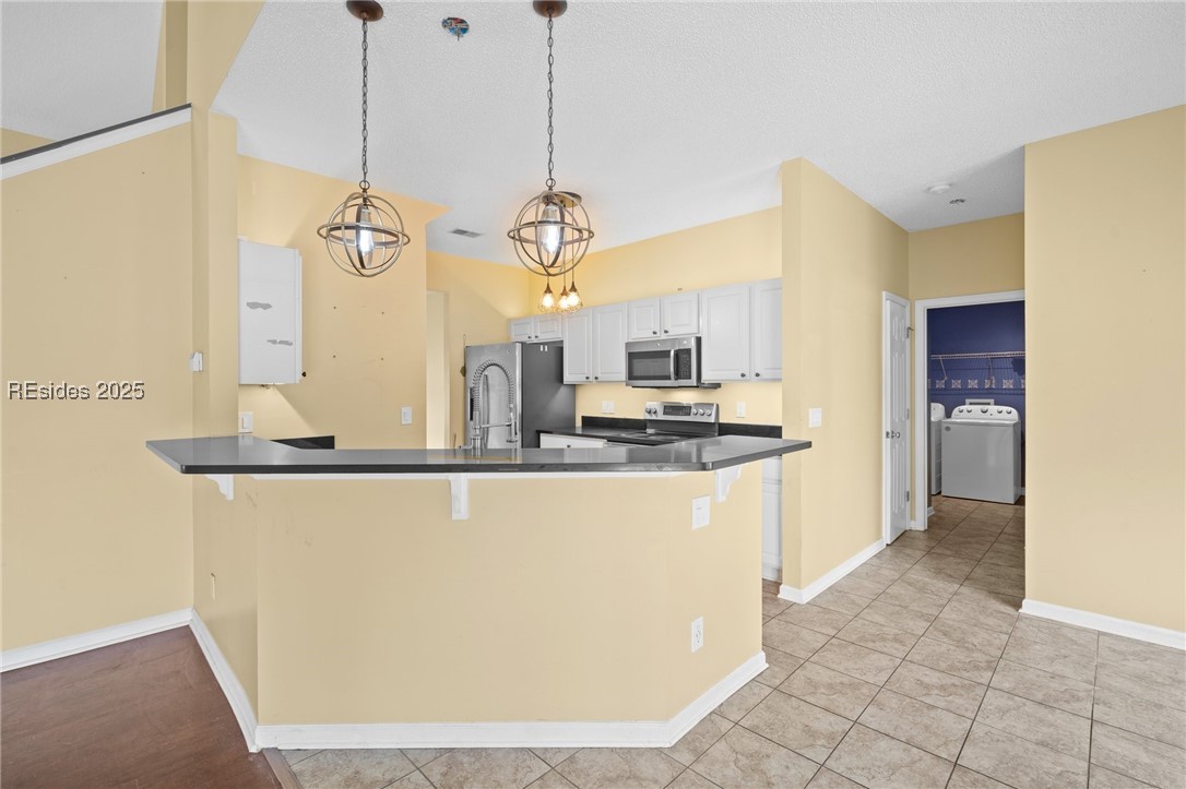 6 Broadland Circle