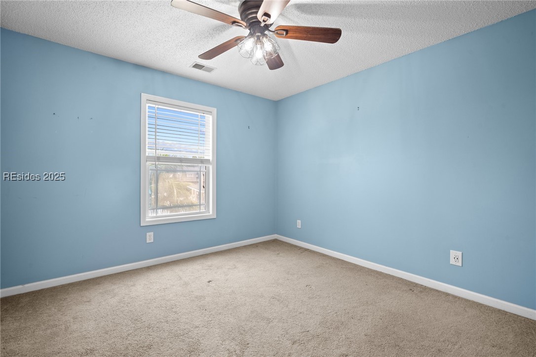 6 Broadland Circle