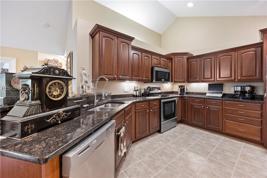 2070 Abbey Glen Way Unit: 2070