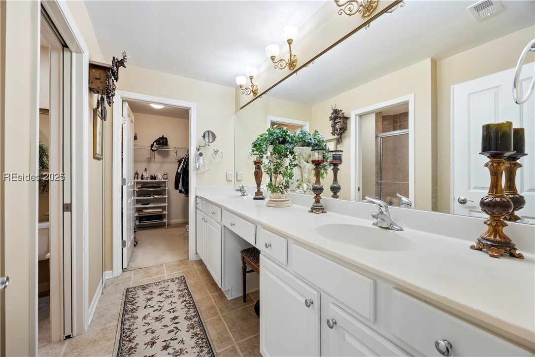 2070 Abbey Glen Way Unit: 2070