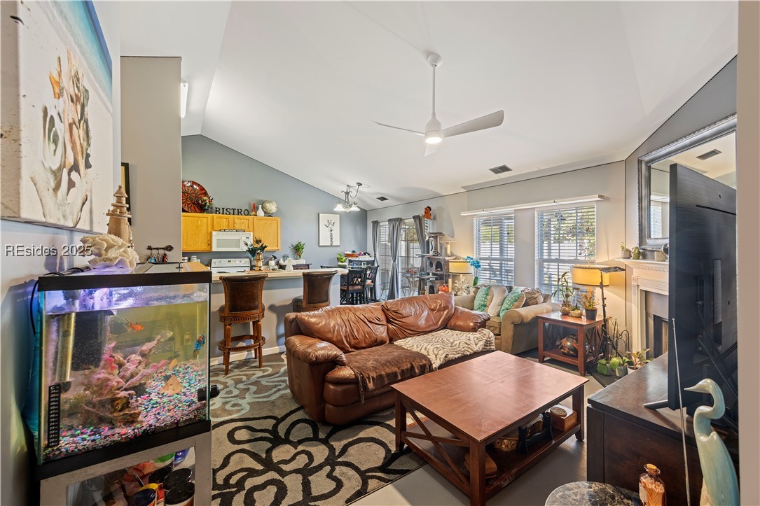 14 Spruce Drive