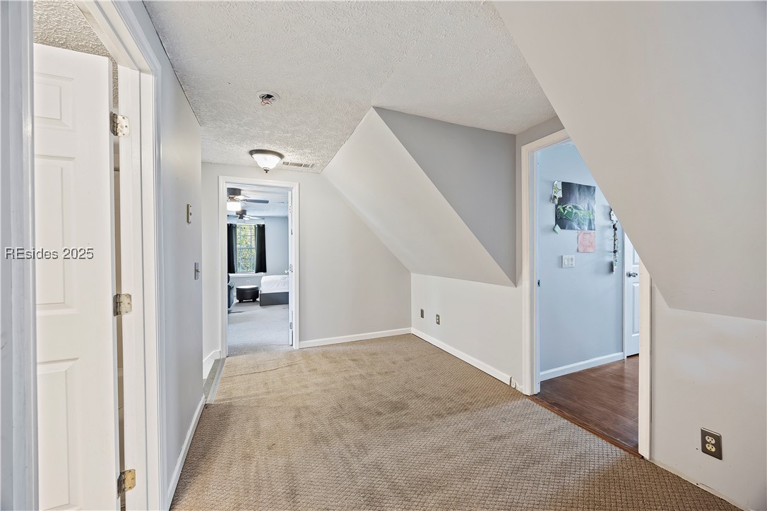 18 Lake View Court