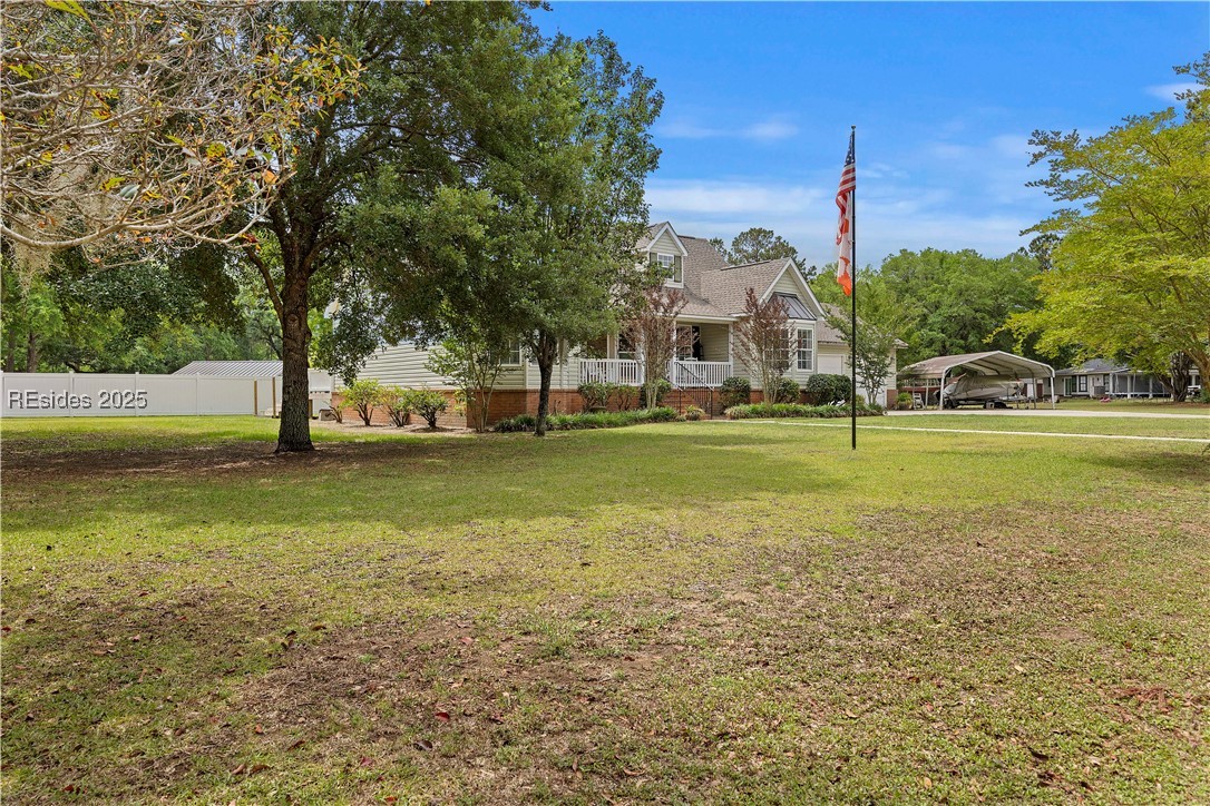 18 Lake View Court