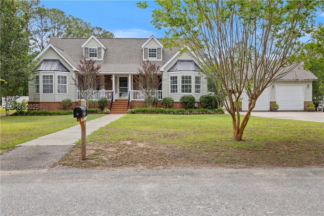 18 Lake View Court