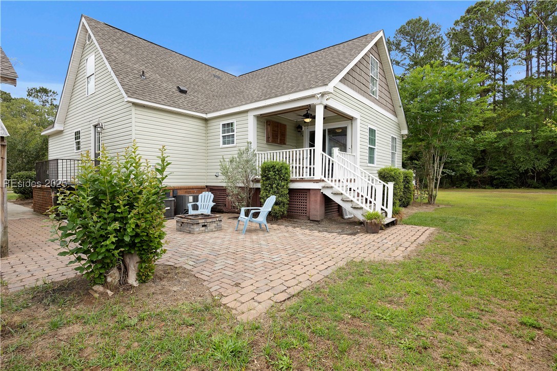 18 Lake View Court