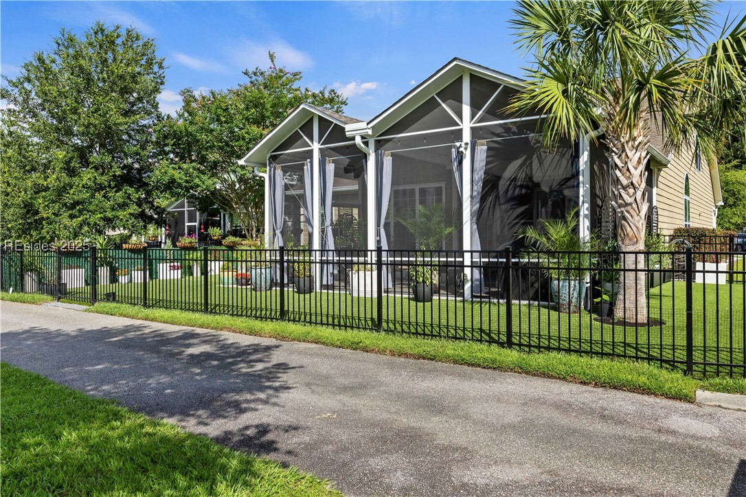 36 Independence Place