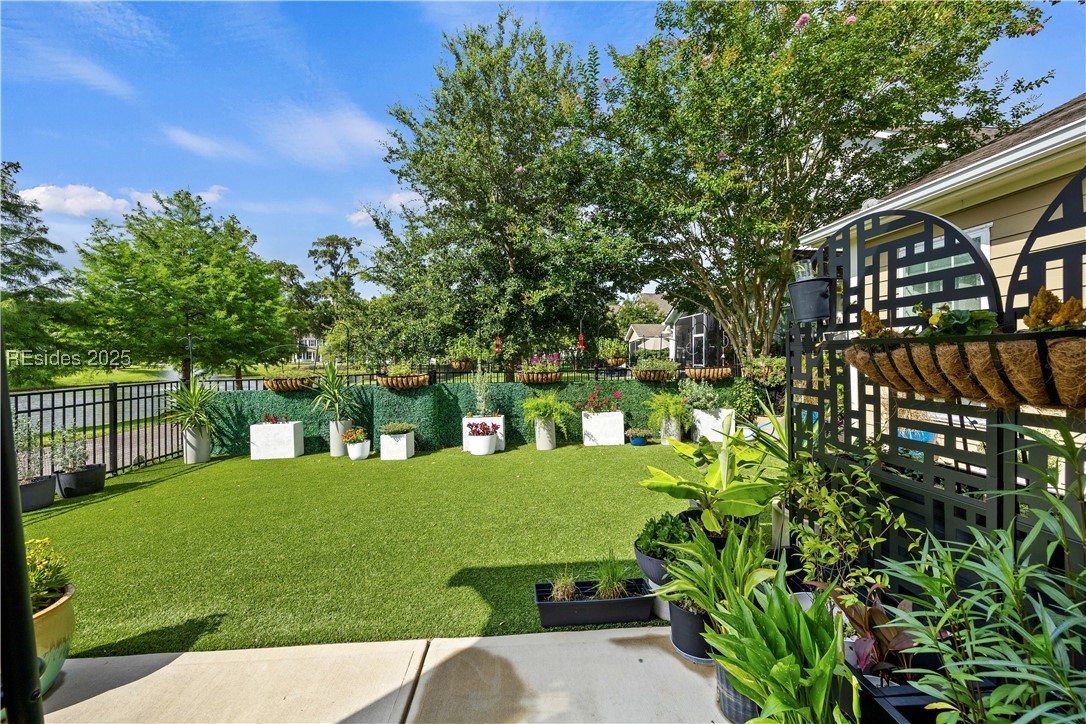 36 Independence Place