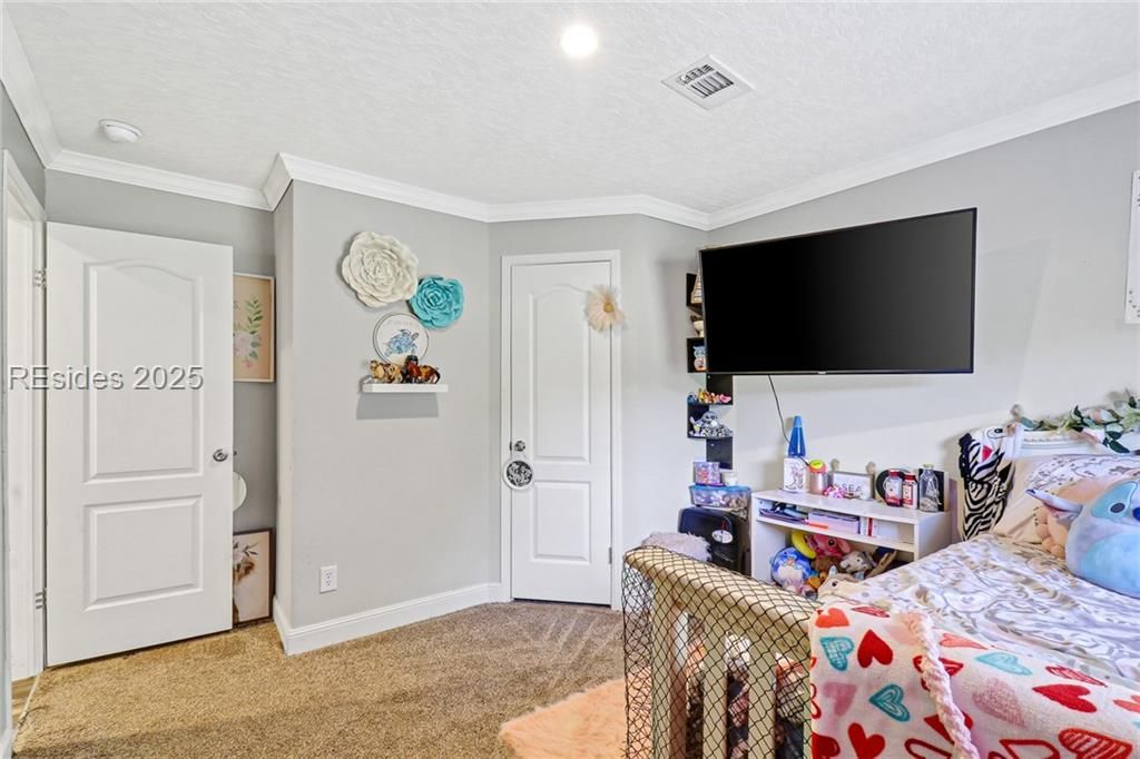 18 Ponderosa Drive
