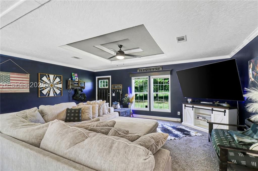 18 Ponderosa Drive