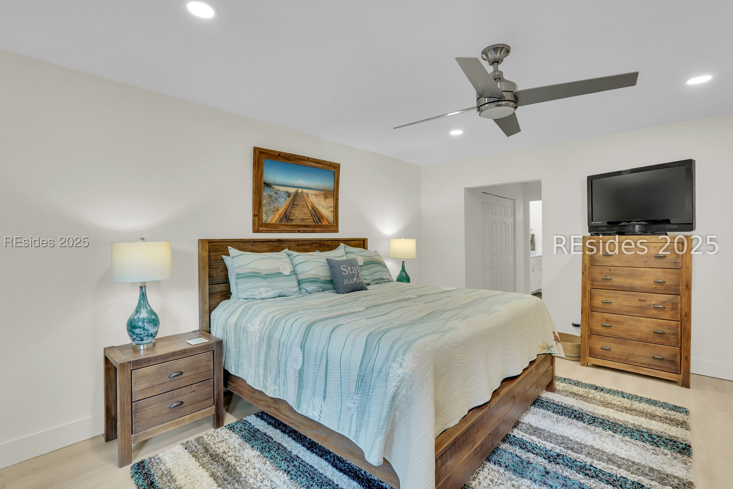 45 Queens Folly Road Unit: 613