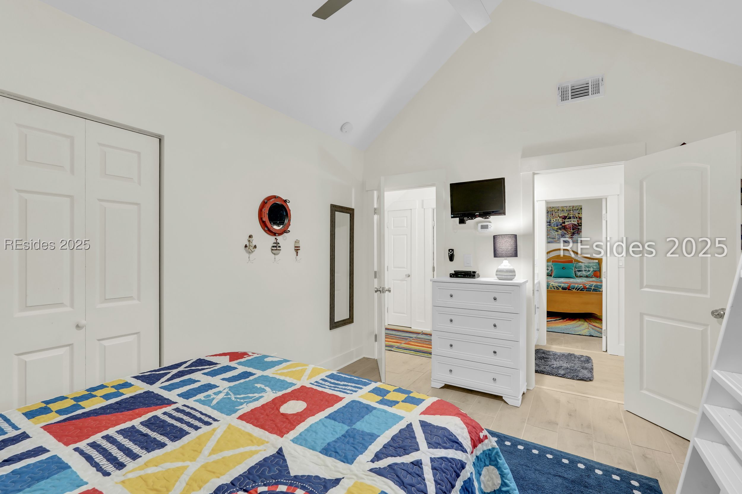 45 Queens Folly Road Unit: 613