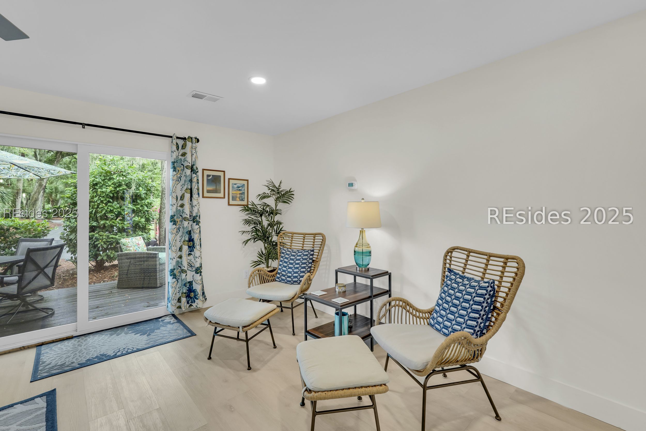 45 Queens Folly Road Unit: 613