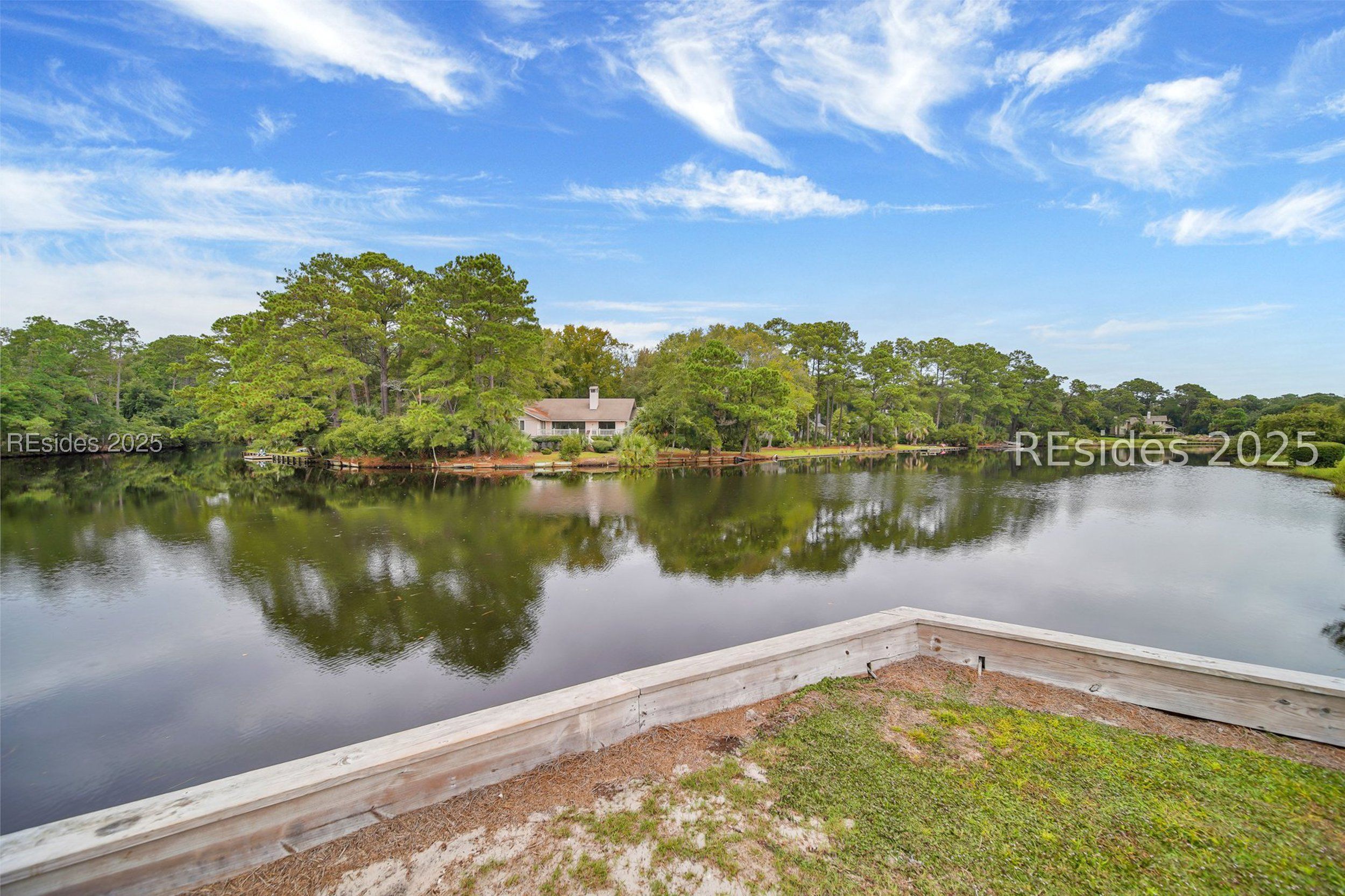 45 Queens Folly Road Unit: 613