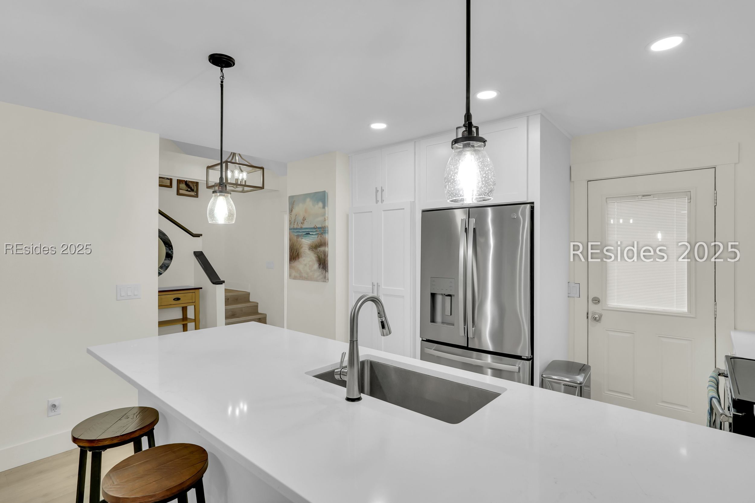 45 Queens Folly Road Unit: 613