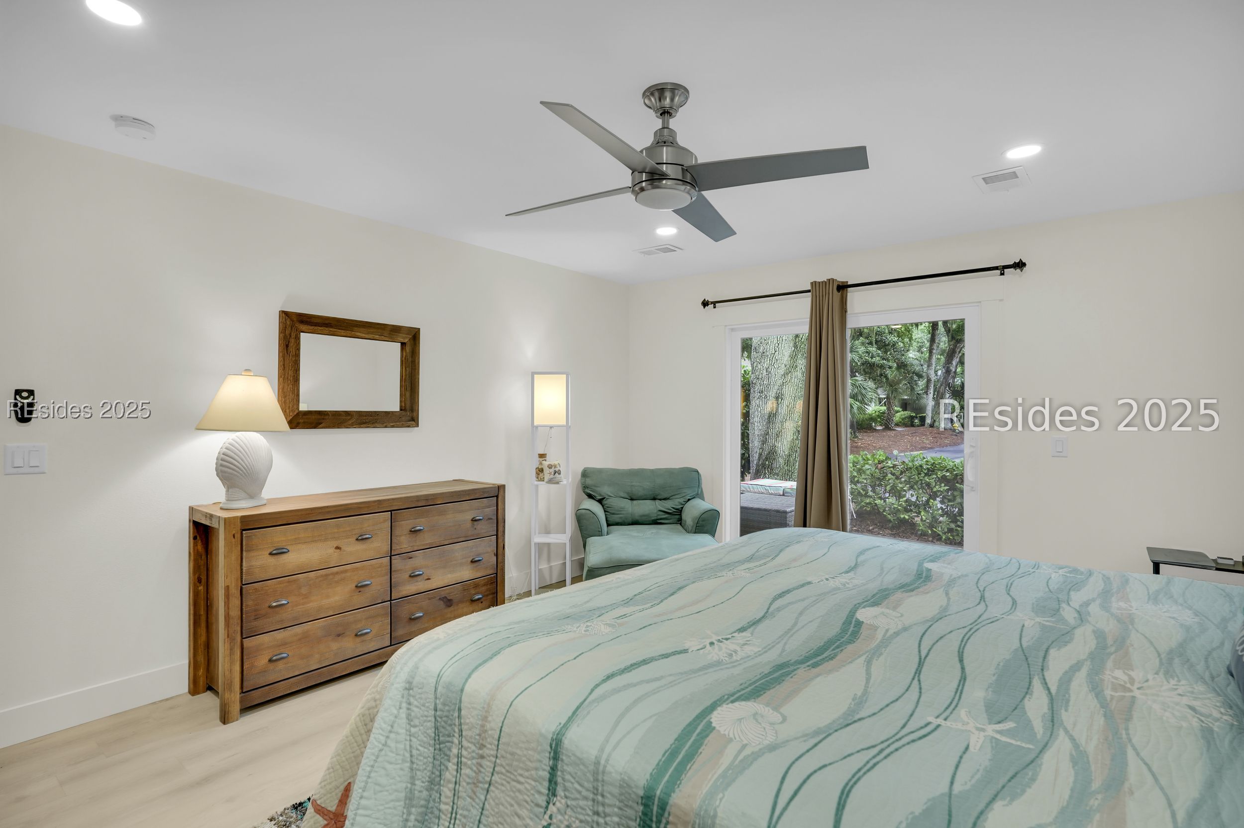 45 Queens Folly Road Unit: 613