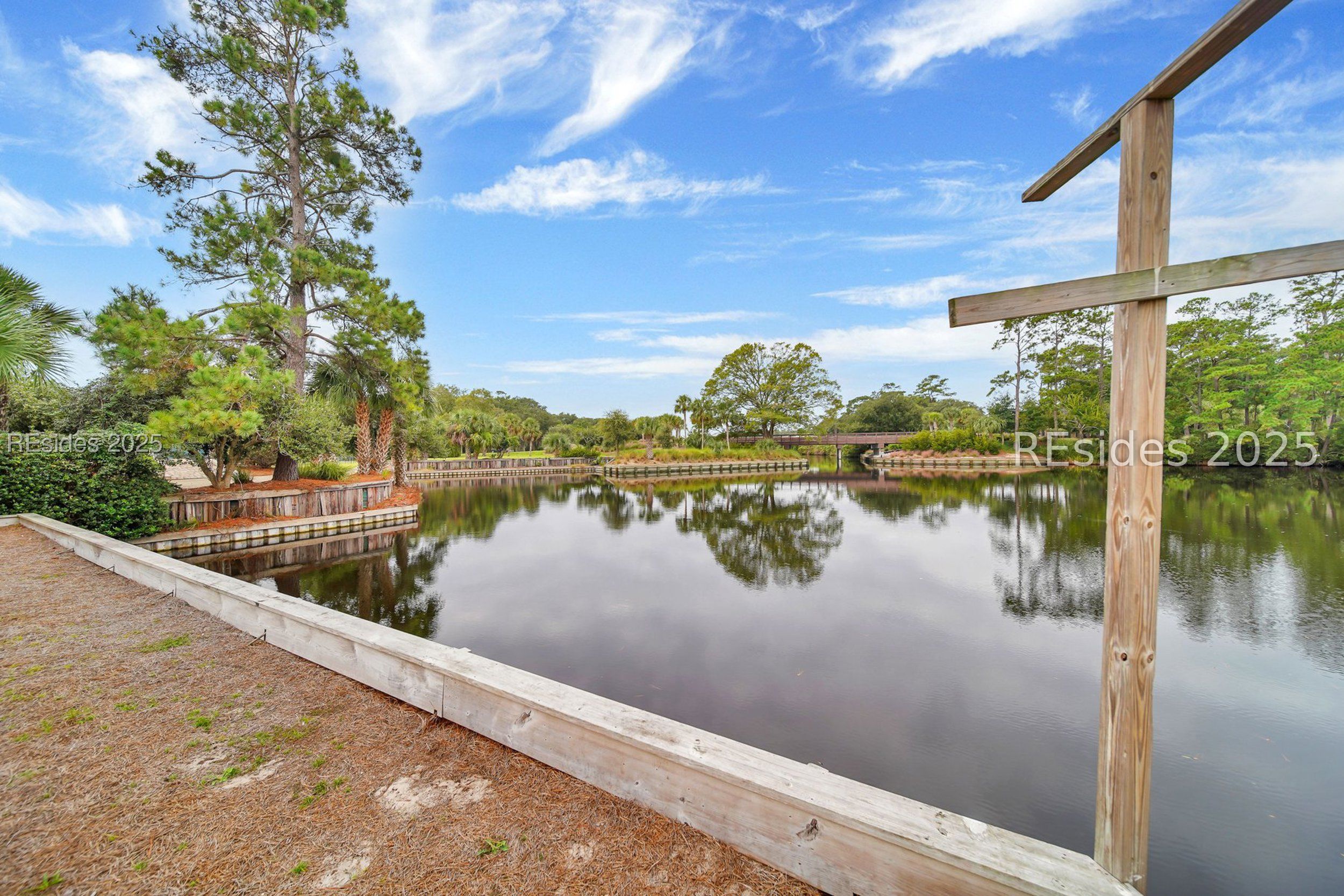 45 Queens Folly Road Unit: 613
