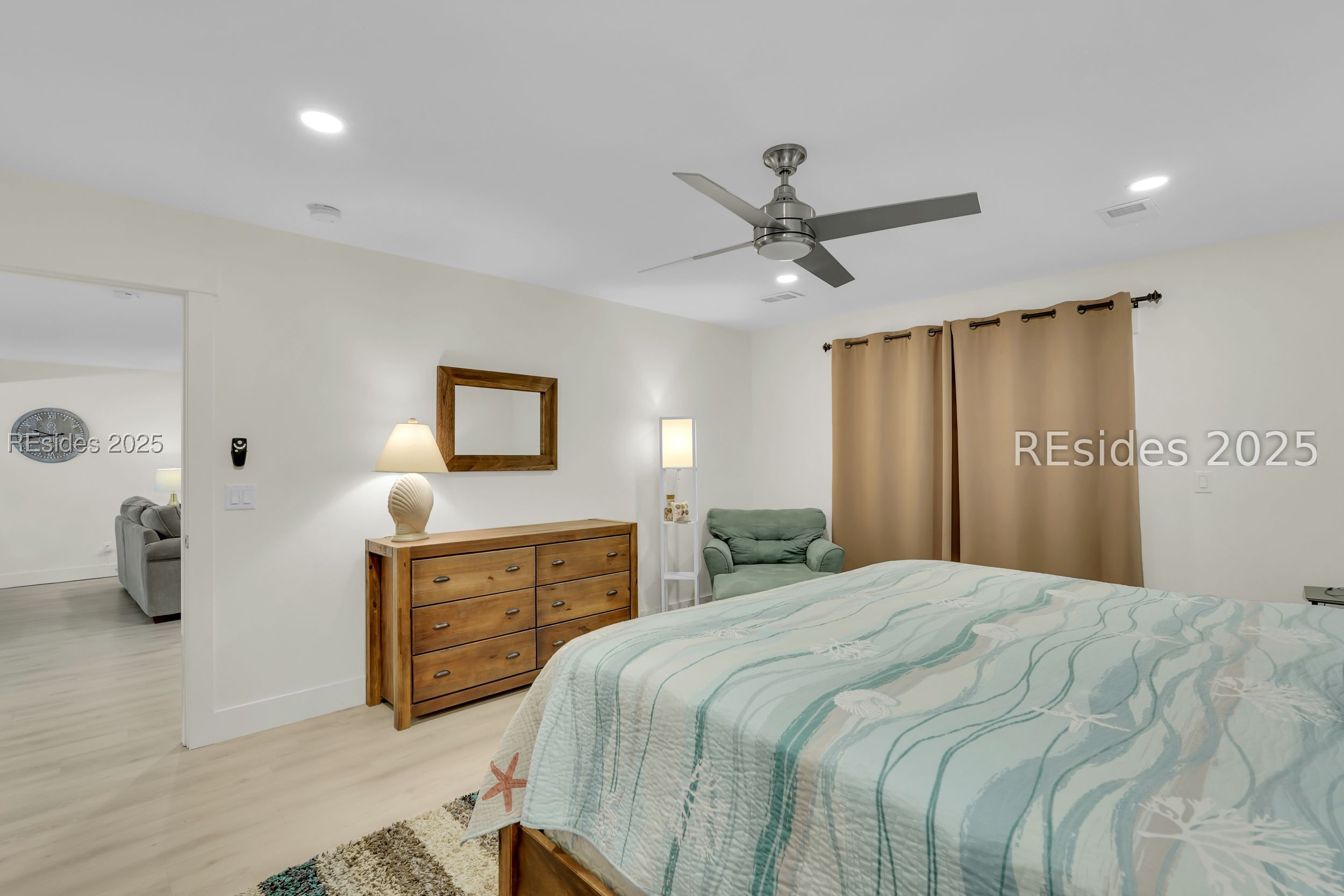 45 Queens Folly Road Unit: 613