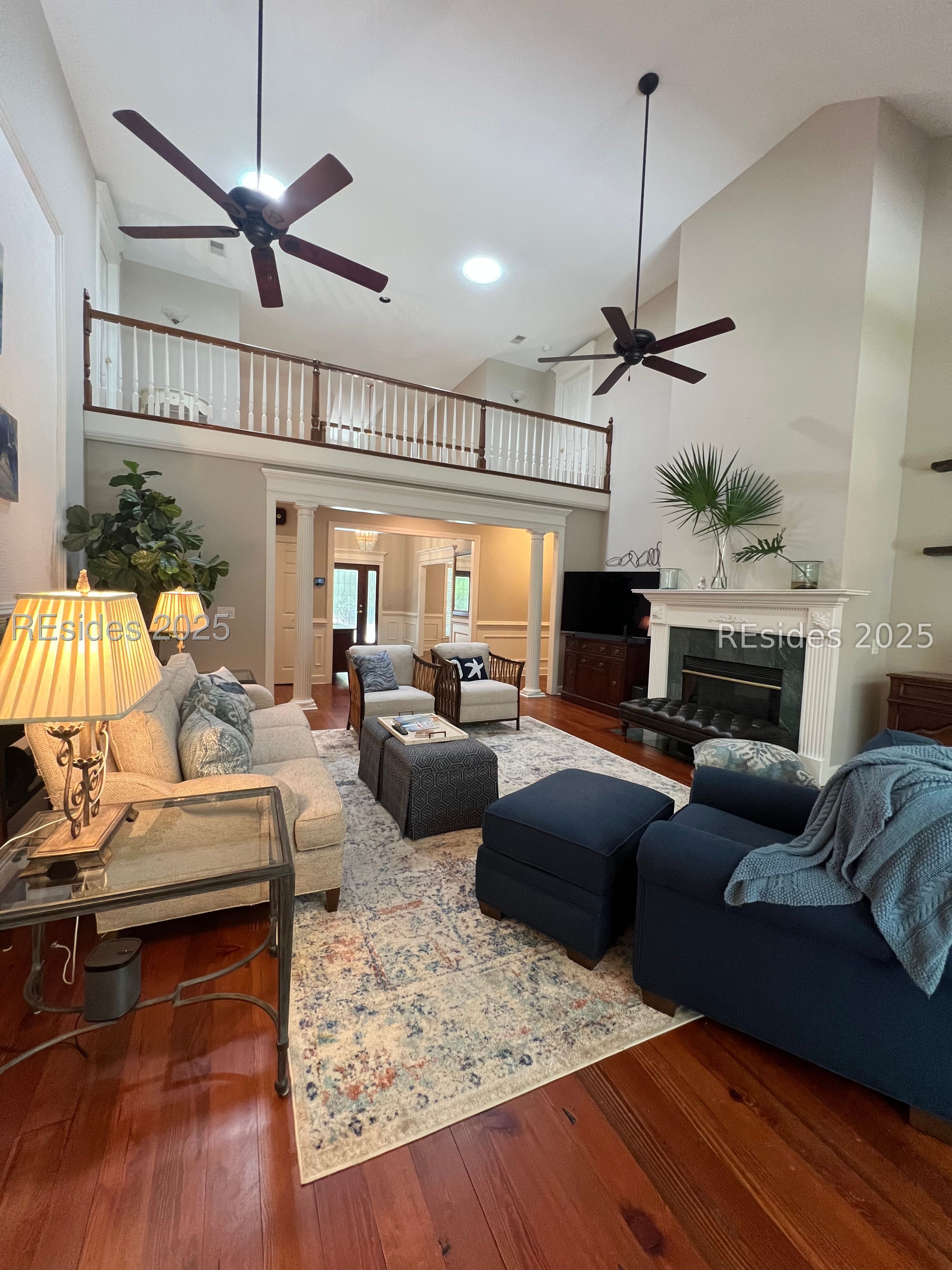 2 Canters Court