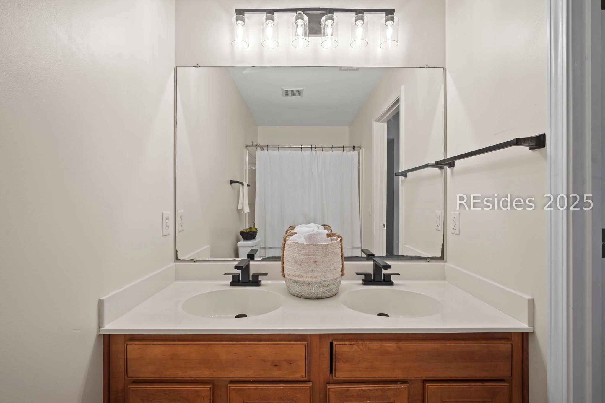 102 Pine Ridge Drive