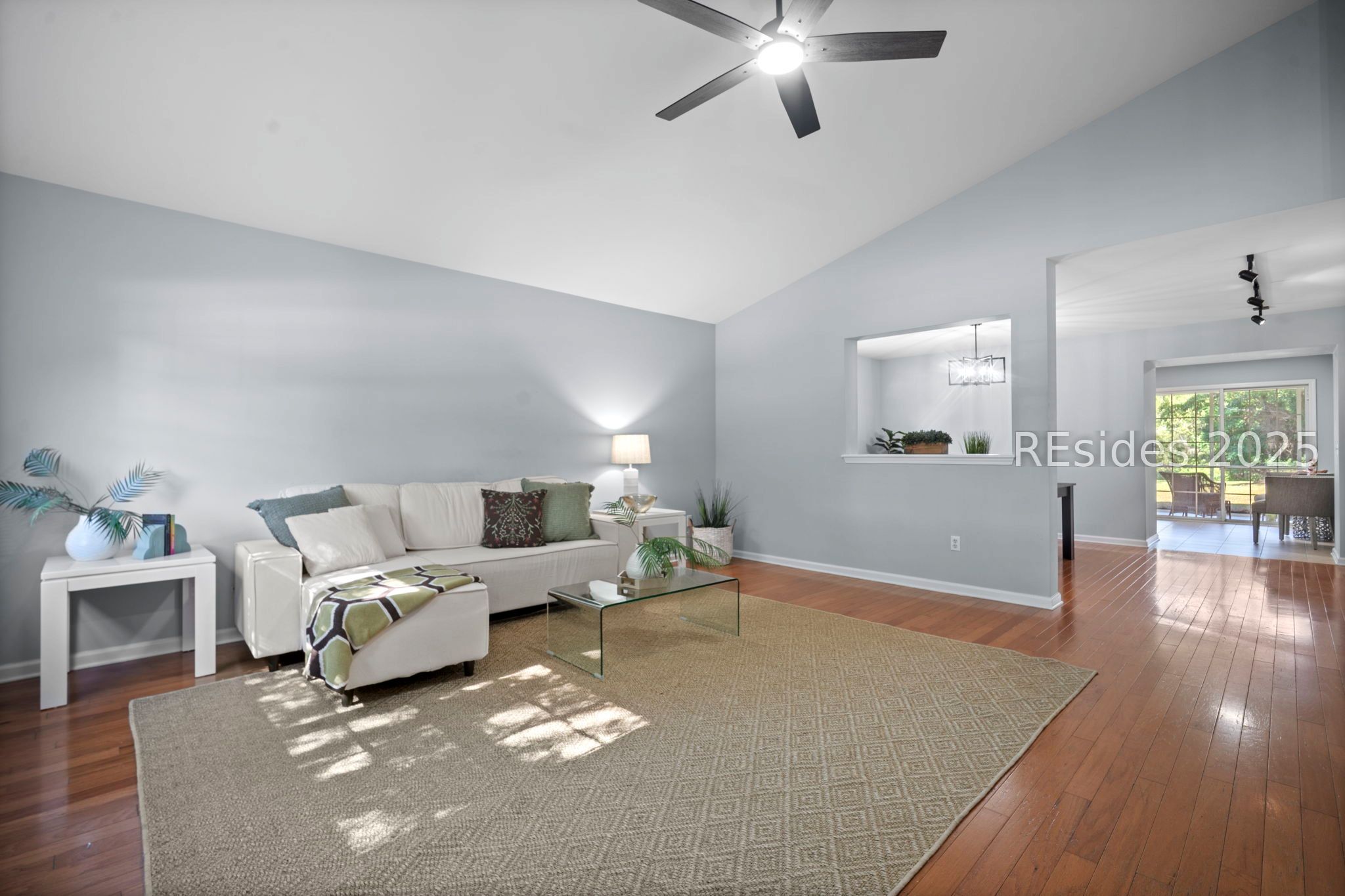 102 Pine Ridge Drive