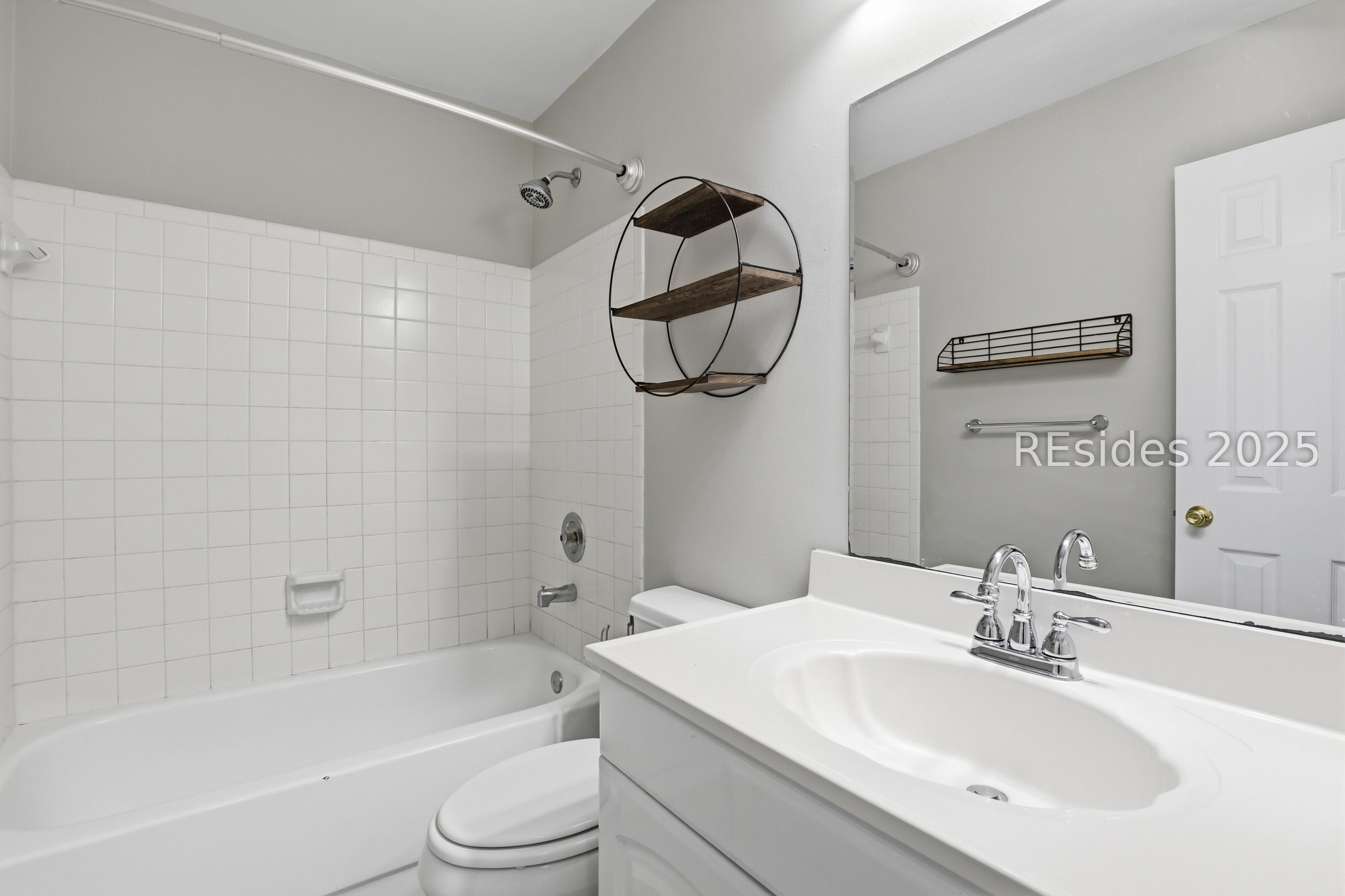 96 Mathews Drive Unit: 213