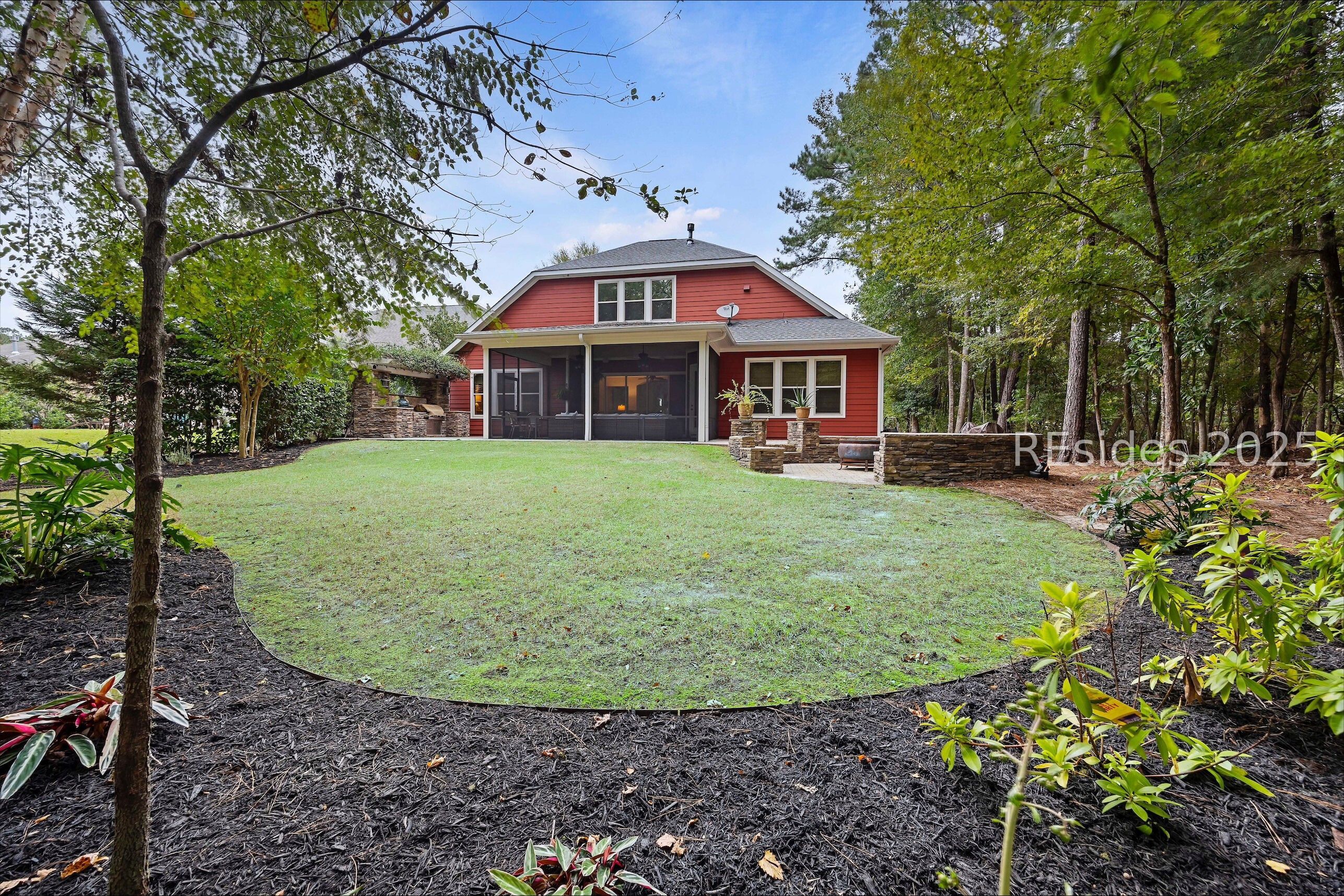 15 Little Pine Court